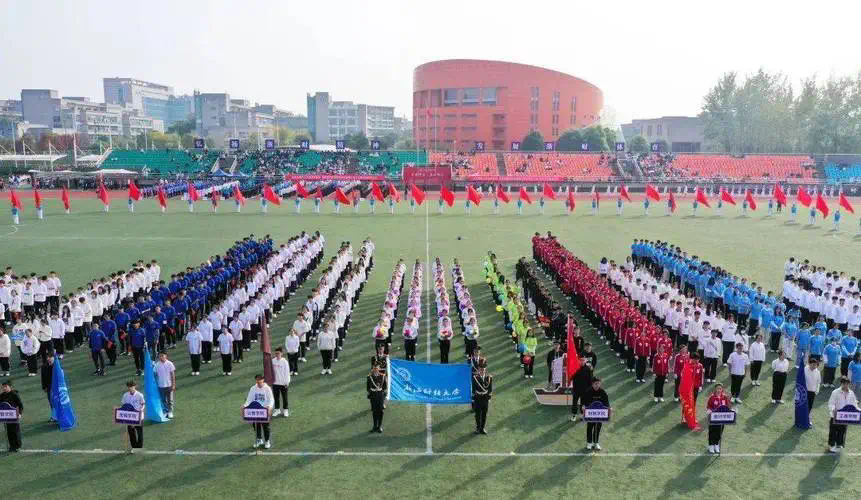 幼儿园网球拍装饰教案